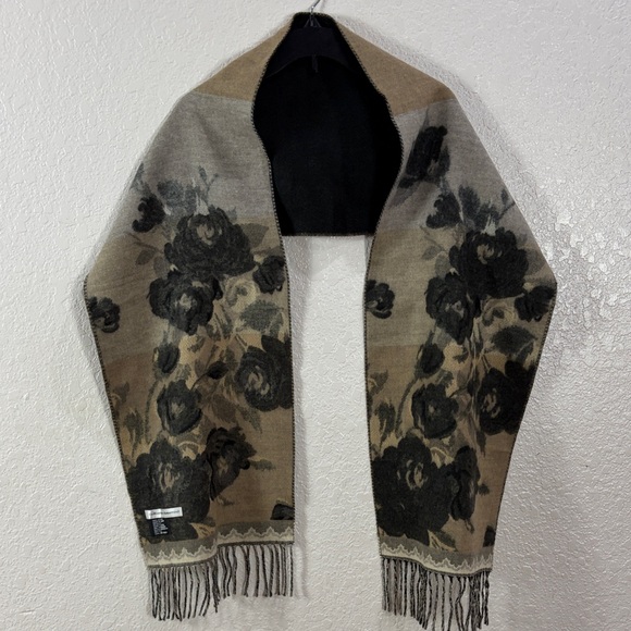 Hopeless Romantic,made in Germany ,Floral Scarf in Black and Brown - Picture 14 of 14